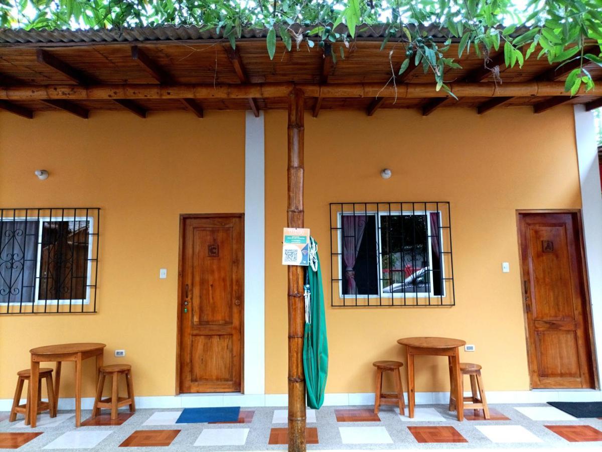 La Casa De Lili Hotel Olón Exterior foto